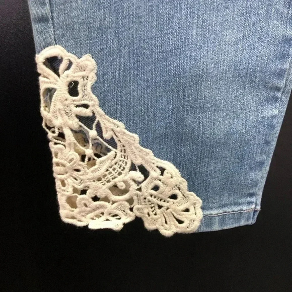 NYDJ Ankle straight leg jeans lift & tuck technology, crocheted ankle, size 14P - Picture 5 of 10